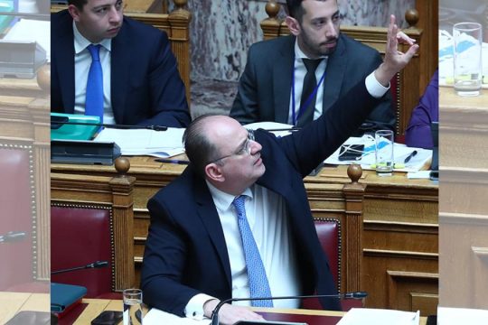 Απόφοιτος Λυκείου;